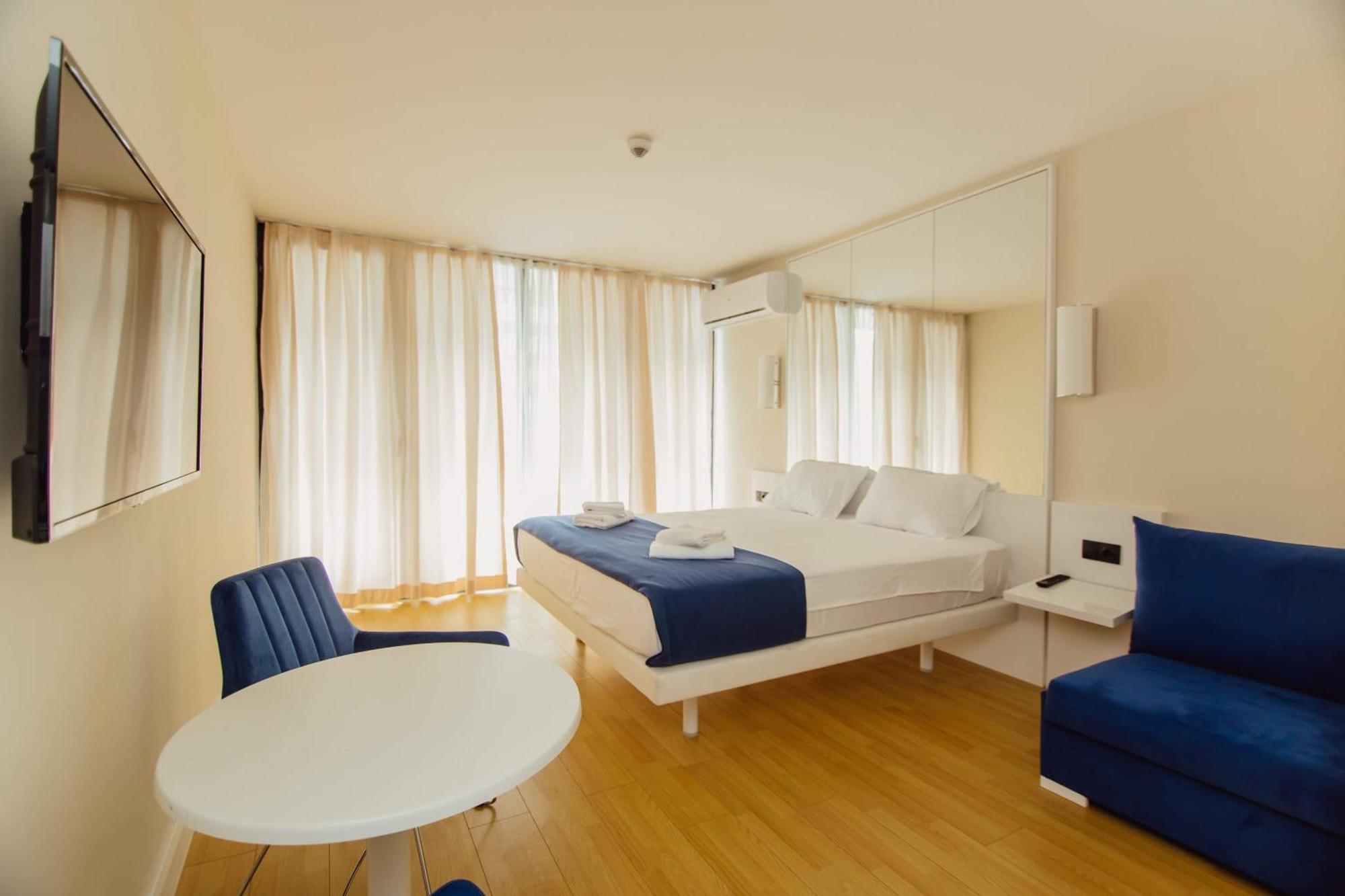 Luxury Beach Front Hotel Batumi Exterior foto
